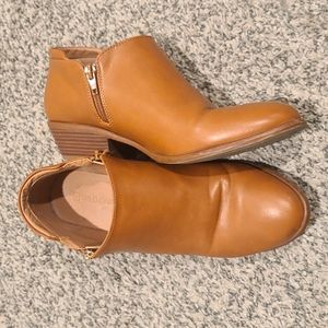 Faux Caramel Leather Ankle Boots Size 8